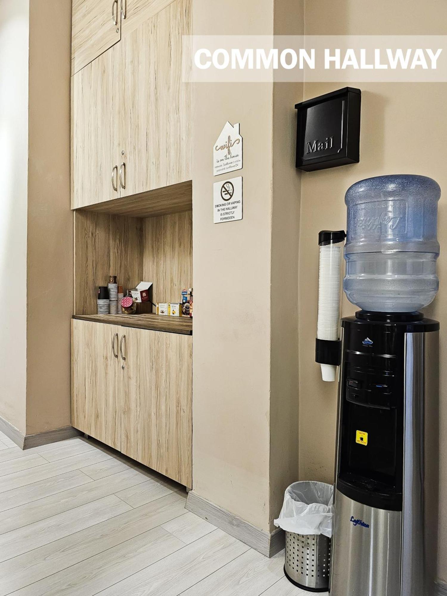 Sunflower Twin Room تيرانا المظهر الخارجي الصورة
